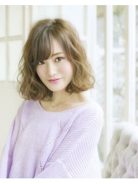 シー バイ ロンド 新宿(Sea by Lond) ハイトーンのゆるふわボブ【福島泰】