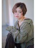 Chlom☆新宿 ハイライトベージュイルミナカラーハンサムショート