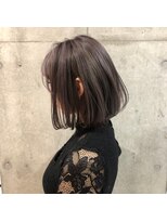 エース (ACE) ACE 透け感ボブ × 大人ダークカラー