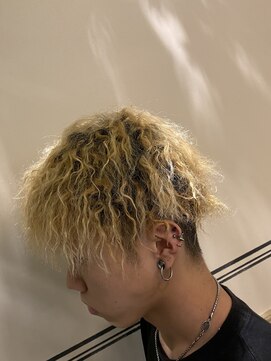 ヘアーリゾートガーデンバイトロント 船橋法典店(Hair Resort Garden by Toronto) ツイストパーマ