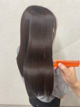 カロル 川口(Calor) 【マイナス5歳を叶える♪】［川口 髪質改善 ヘッドスパ］