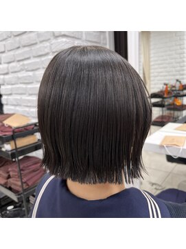 アッシュ 吉祥寺店(Ash) ぷっつん外ハネショートボブ