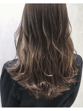 エレン 池袋(ElEn.) アッシュブラウン/エレン池袋/小顔カット/髪質改善