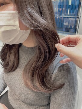 ネオリーブギンザ 銀座店(Neolive GINZA) 3回ブリーチでできるホワイトグレー【銀座】鶴岡