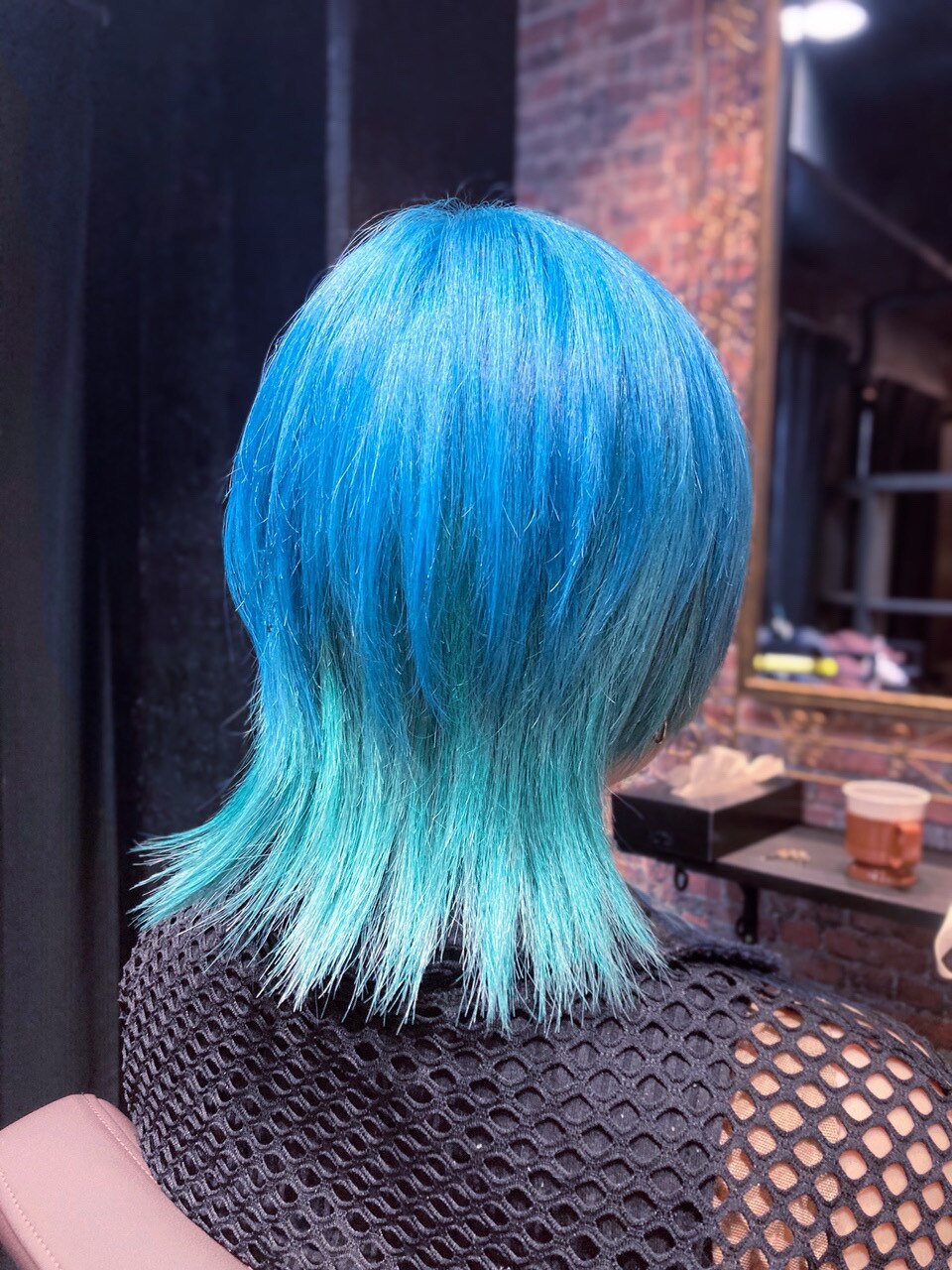 SkyBlue×Turquoise/ツートンインナーカラー/ウルフカット SkyBlue×Turquoise/ツートンインナーカラー/ウルフカット