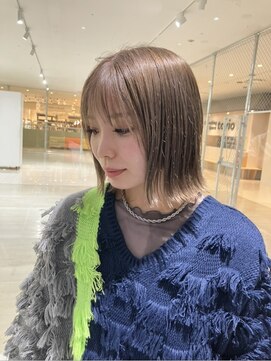 ステップボーンカット トーキョー(STEP BONE CUT TOKYO) 【ステップボーンカット】切りっぱなしボブ/ハイトーンベージュ