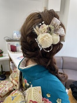 東京ベルフィの写真/プロの技術で崩れにくいパーティーヘアセットを実現！特別な日を華やかに彩るお手伝いをします♪