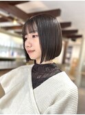 切りっぱなしボブ/ ショコラブラウン8トーン