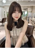 大人気！顔まわりレイヤーで小顔見せ◎