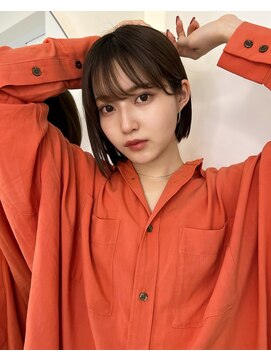 トイロ 中目黒(Toiro) 20代30代前髪あり切りっぱなしボブショートボブハイトーン