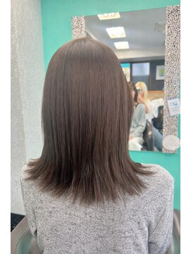 ファンヘアメイク(Fun hair make) 赤み消しカラー