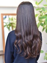 イリーブ(elieve)&nbsp;艶感間違いなし！ピンクブラウンカラーで艶髪へ