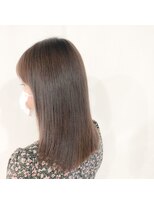 アンフィシュピトロワ(AnFye spi tlow)&nbsp;［AnFye］艶髪美人に突っ張らないサラサラヘア