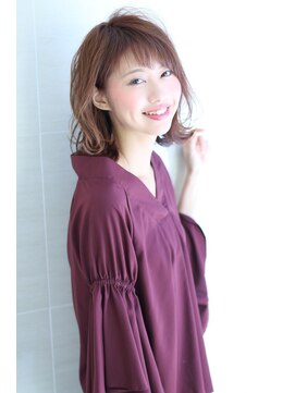 オーロ(ORO) 春カラーが可愛いボブルフスタイル！