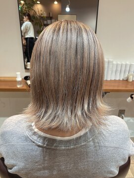 ロカリタ キョウト 千本丸太町店(ROCAReTA kyoto) ホワイトベージュ/ハイトーンカラー