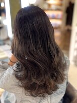 ヘアラウンジ ビーチ 青山 外苑前(hair lounge BEACH) 透明感カラー明るめオリーブベージュロングレイヤーヘア