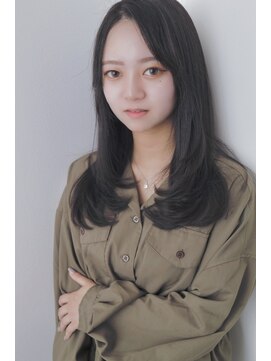 アイズ ヘアー メイク(I's hair make) レイヤーカット×韓国×内巻き