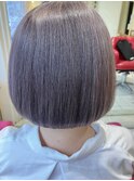 白髪ぼかしブリーチ　パープルシルバー