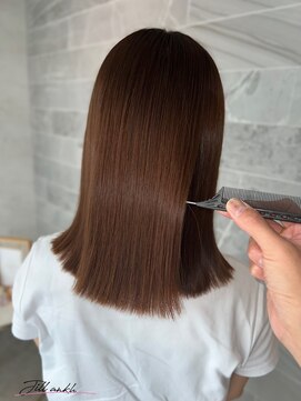 ジル アンク(Jill ankh) 《Jillankh 姫路駅前》ベージュブラウン　縮毛矯正　髪質改善