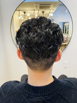 リュクスバイヘアー(luxe by hair) ツーブロックパーマ