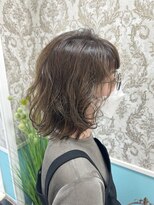 キキ(kiki)&nbsp;ミディアムパーマ