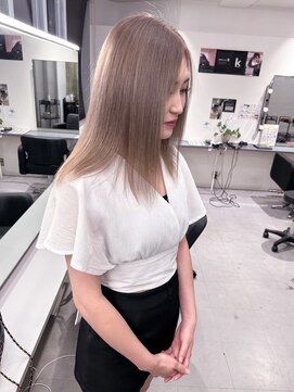 キング(K!ng) 縮毛矯正髪質改善ハイライトレイヤーカット枚方美容室エクステ