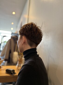 ルドワ(Rudowa) 刈り上げショート