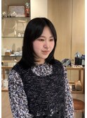 お顔まわりにone point！ミディアムレイヤー