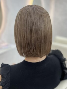 エス(Ess) 《鳥海ちひな》オリーブベージュ/艶髪/大宮/韓国