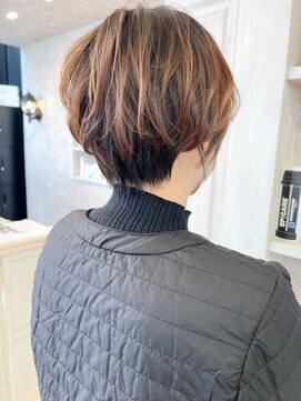 キャアリー(Caary) 福山市美容室Caary20代30代40代ニュアンスパーマショートヘア