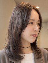 トップヘアーヒルズ 安城(TOP HAIR HILLS)&nbsp;安城アンニュイな抜け感ミディアムレイヤー艶グレージュ面長卵型