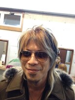 エイエムケイステージ (AMKステージ) KUNIYOSHI.RYOハイトーンアッシュベージュ＋これでもかブラック