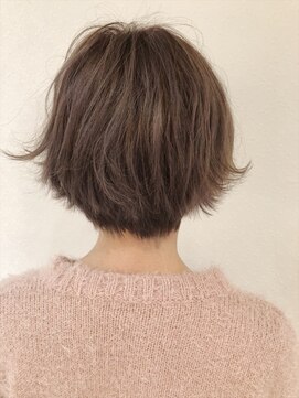 ネオリーブエム(Neolive em;) neolive em ショコラベージュショート☆