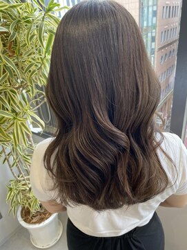 エレノア 梅田店(Eleanor) モカグレージュ