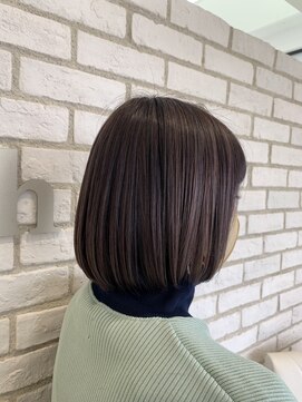 アッシュ 十日市場店(Ash) 暗髪艶カラー×グレーパープルボブ