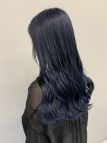 ヘアーアンドビューティーザ エフ(Hair Beauty the F) ブリーチ_ブルー_バイオレット_ツヤ感_透け感_ゆるふわ_