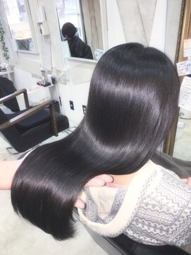 アンフィサンクミル 銀座(AnFye cinq mille) 【縮毛矯正】で艶髪ストレートヘアに変身♪【髪質改善】