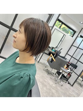 ピックアップ(pick up) 白髪ぼかし丸みショートボブ 髪質改善