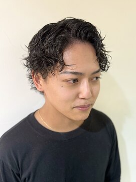 ノーム 横浜(NORM) センターパート アップバング スパイラルパーマ ツイスパ