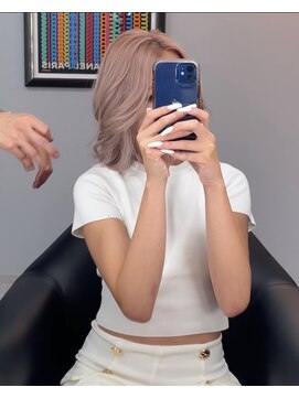 ブロンド(Blonde) ピンクベージュ