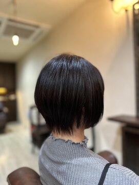 ヘアー ビジン(Hair Bijin) くびれショート