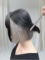 モア(moa)&nbsp;ホワイトベージュインナーカラー