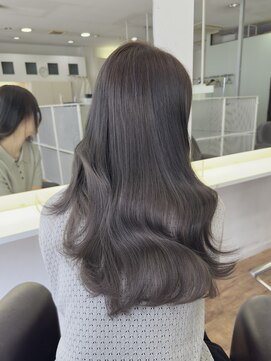 ヒップスアイズ(Hip's eyes) ダークグレー/暗めカラー/ブリーチなし