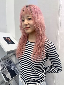 アンダーカレント(undercurrent) ブリーチダブルカラーピンクヘアカラーレイヤー渋谷代官山