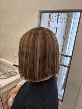 アクイール ピュール ヘア(Accueillir Pur hair) 白髪ぼかしハイライト