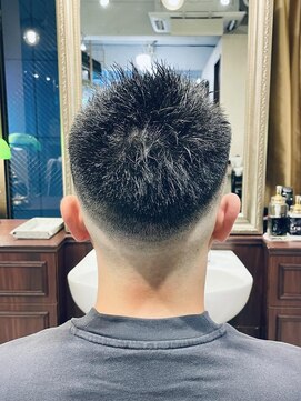 グレイスフルバーバーロンドン 大宮店(Graceful Barber London) 【30代 男性】ロンドンスキンフェード（大宮/バーバー）