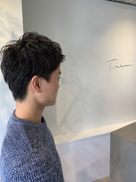 スリー(three.) 【three./スリー】ビジネスツーブロック【北浜/淀屋橋】