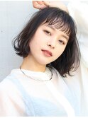 柔らか前下がりボブ
