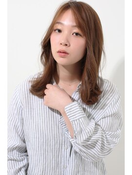 エアー 大阪(AIR) 【 air-OSAKA 】山本莉子　外ハネミディ