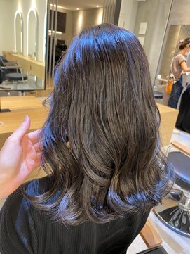 ジーナ 福岡天神(Zina) くすみカラーオリーブグレージュハイライトヨシンモリ